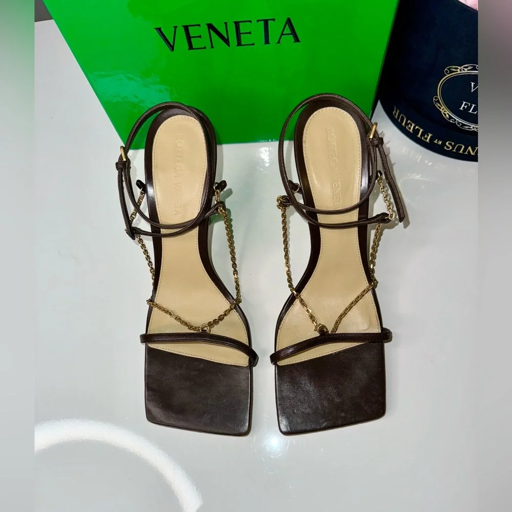 Bottega Veneta - 37 US - Strech Chain Sandals - Brown with Golden Chain - Picture 4 of 17